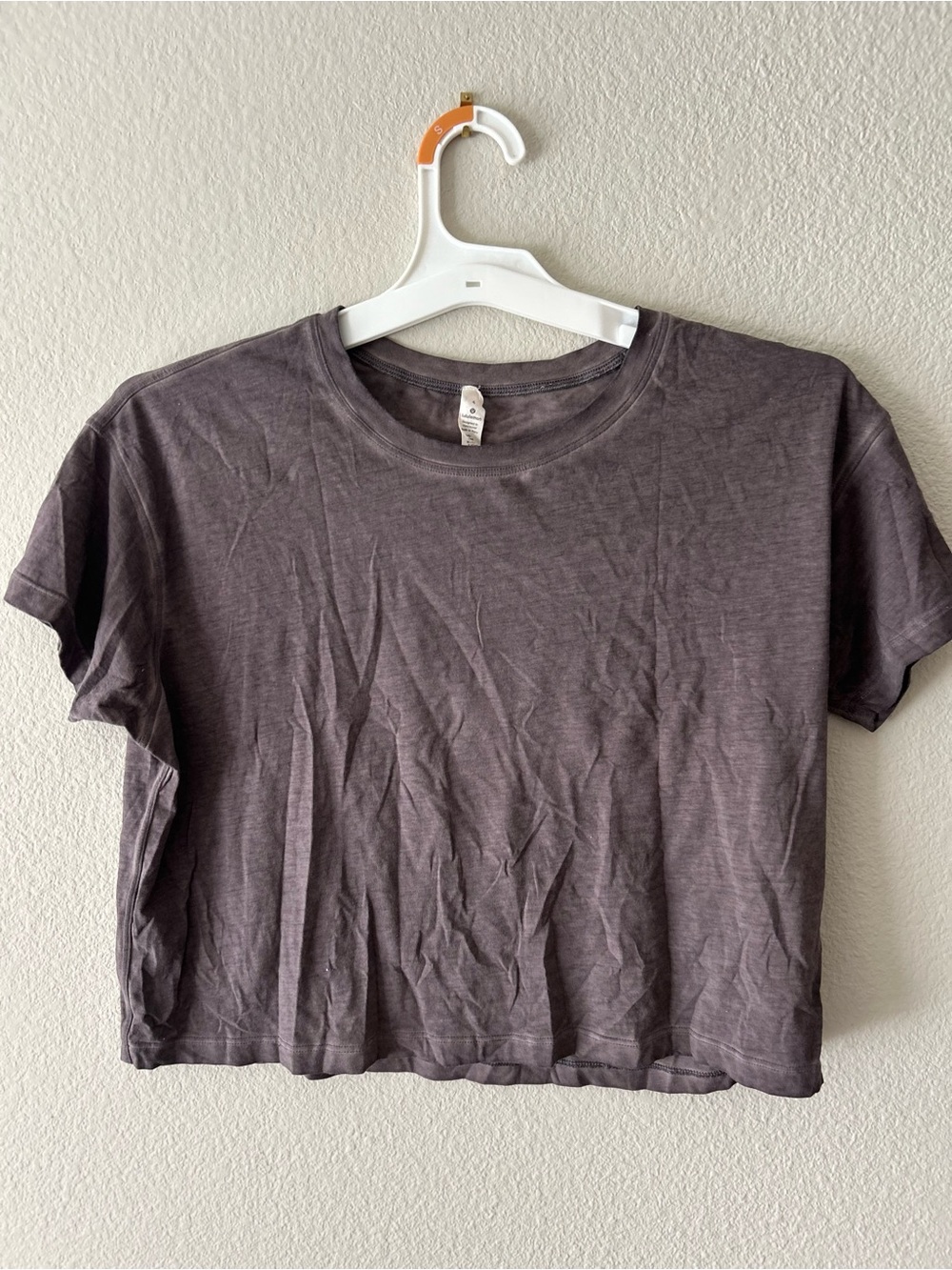 Women’s Lululemon Cropped Tee